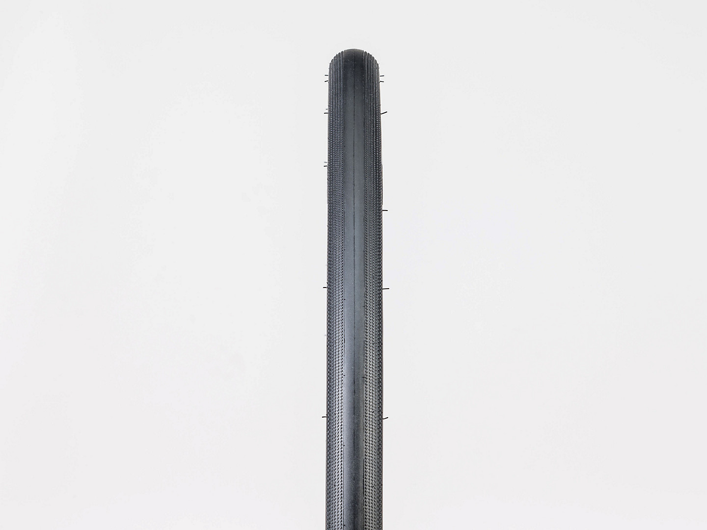 Bontrager R2 Hard-Case Lite 700×25